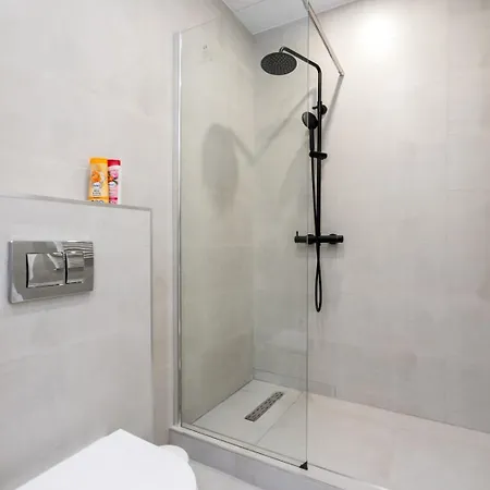 2 High-ends With Pool - Perfect For Long * Bucharest