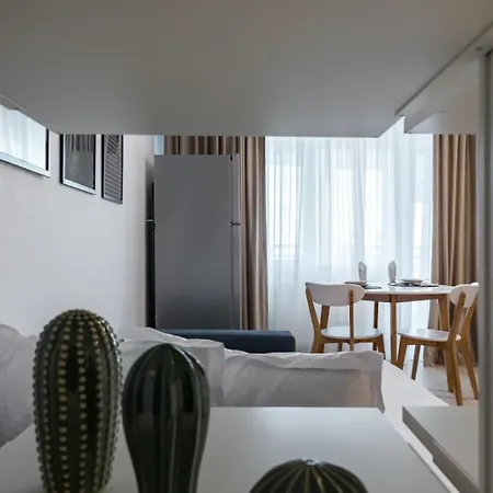 2 High-ends With Pool - Perfect For Long Apartment