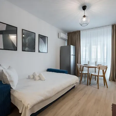Apartment 2 High-ends With Pool - Perfect For Long
