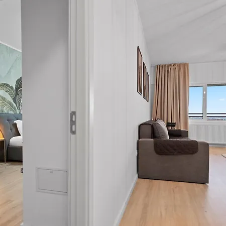 2 High-ends With Pool - Perfect For Long Apartment Bucharest